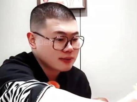 本以为发现了巨人的足迹！