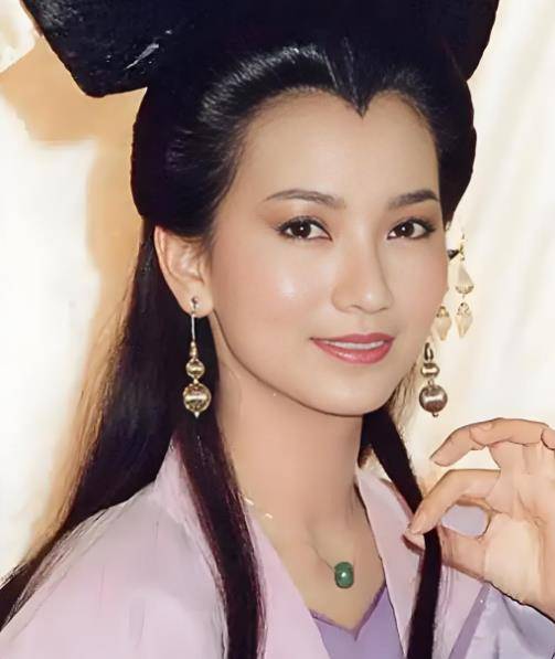 年轻时的赵雅芝，我觉得出演《新白娘子传奇》时最美，你觉得呢_角色_美学_白素贞