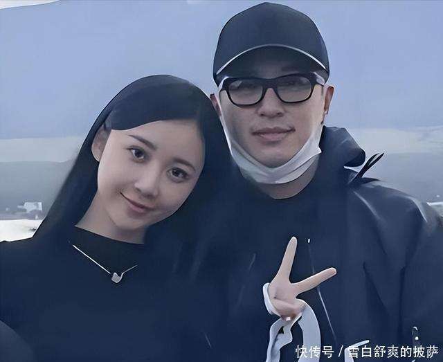 潘玮柏妻子晒瑞士游照，合影胡杏儿戚薇引热议