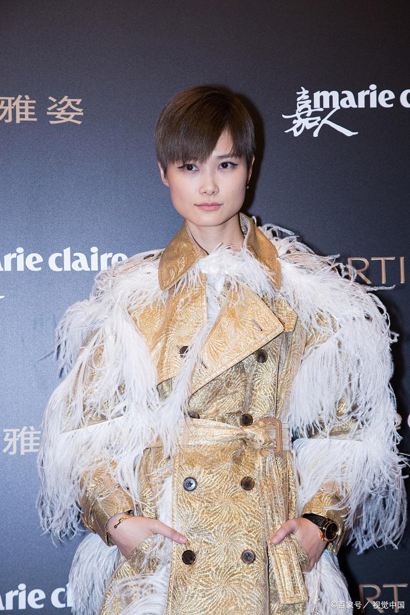 情怀拉满!李宇春「皇后与梦想」巡演上海站连开两场,赴二十年音乐之约
