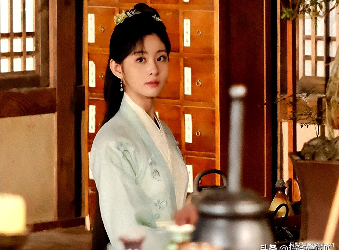 《凡人修仙传》墨彩环扮演者,赵晴资料一览,于正预言其升咖