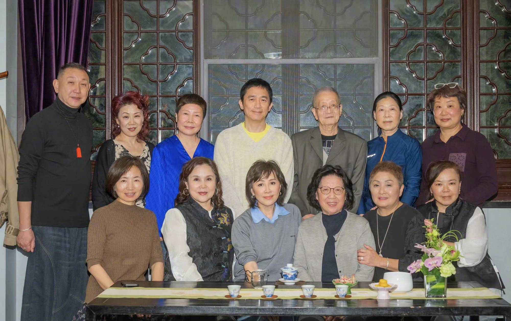 刘嘉玲带梁朝伟回苏州老家！结婚18年的神仙眷侣太好磕了！