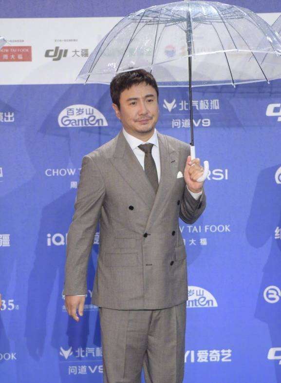 北影节红毯：舒淇美高叶敢穿，宋佳短发高圆圆惊艳全场