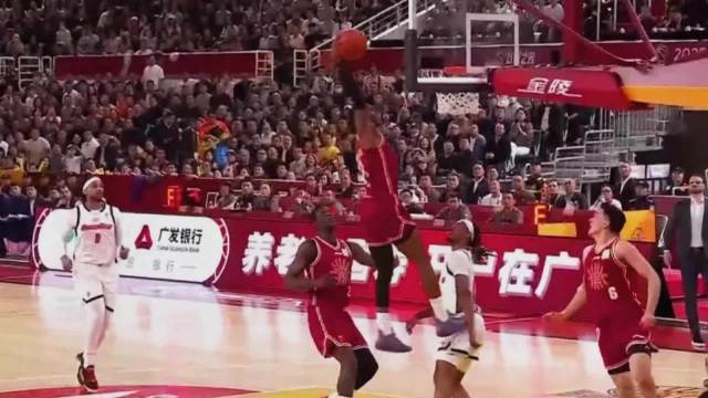 广东男篮惨败滑落第五，外援迪亚洛16分钟砍21分9篮板