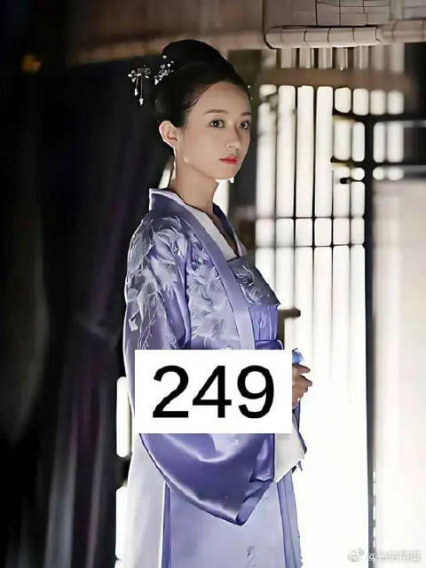 明兰一句“当正妻好过当妾室”，机智化解太后送宫女当妾室的难题！