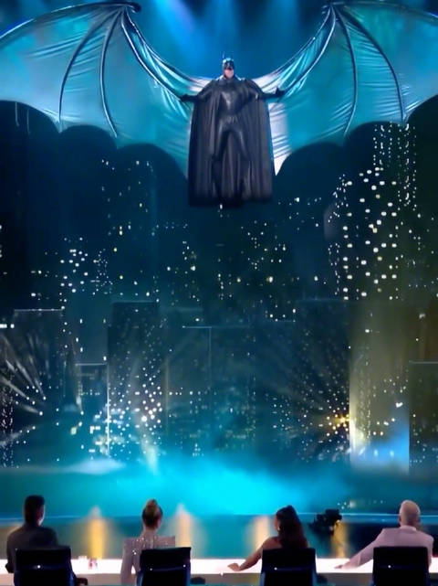 感受一下蝙蝠侠演唱《Let it go》，惊爆全场！
