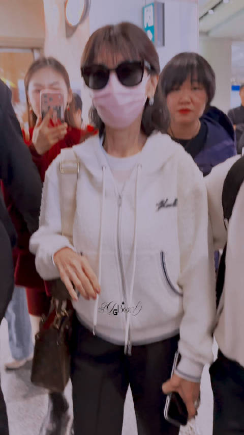 “芝法先锋”安全小卫士@赵雅芝 （安全小卫士每次多注意自身安全好吗？）