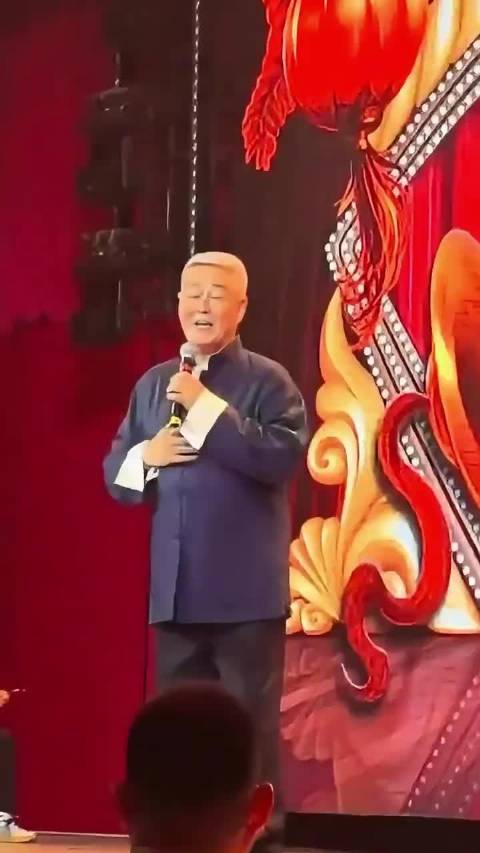 本山大叔给大家带来欢声笑语的喜剧大师！