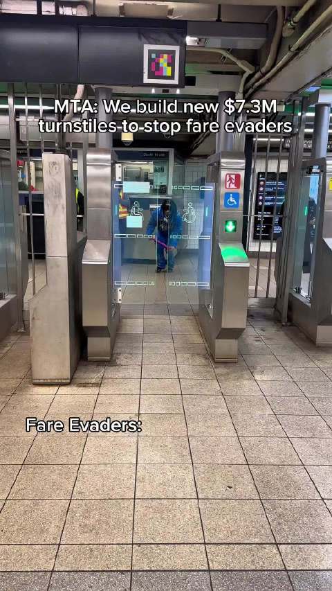 纽约地铁730万防逃票闸门失效，青少年轻松翻越视频热传
