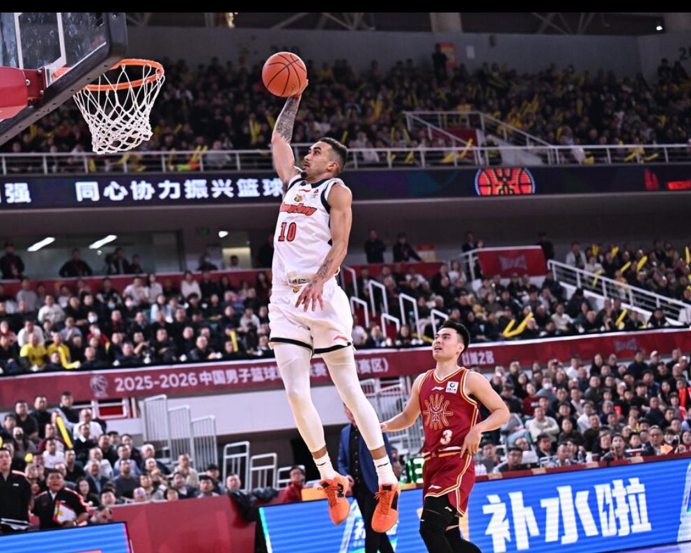 萨林杰关键7分,广东95-89战胜山西,拒绝逆转!