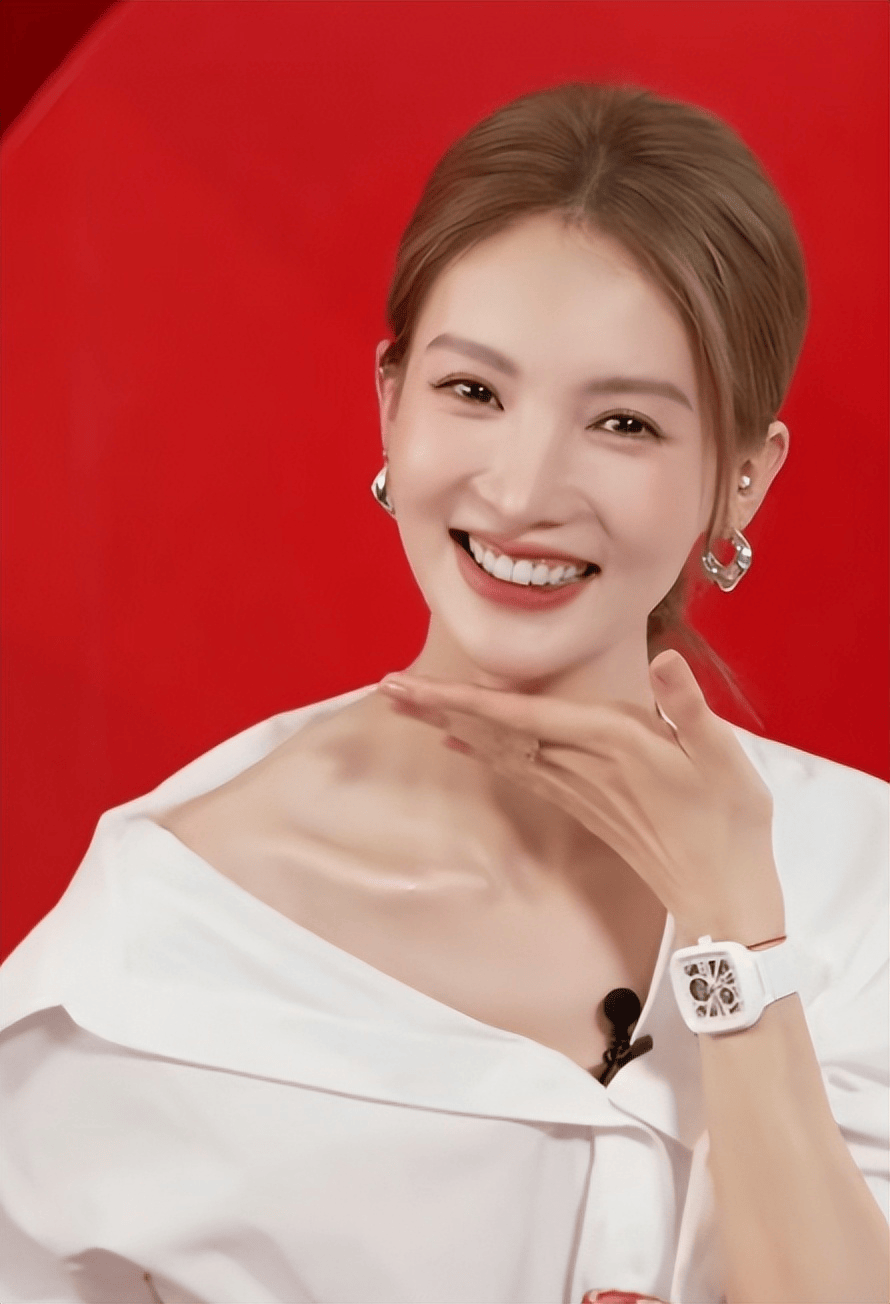 金晨首部主演电影，票房进年度前十，成90后唯一一番女主