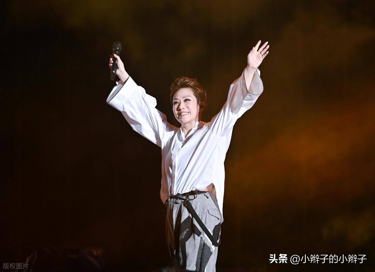 声乐锐评:单依纯的唱功越来越像王菲和常石磊了吗?硬核分析!