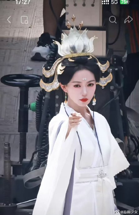 为什么网友觉得吴谨言特别适合演女帝这类大女主角色？