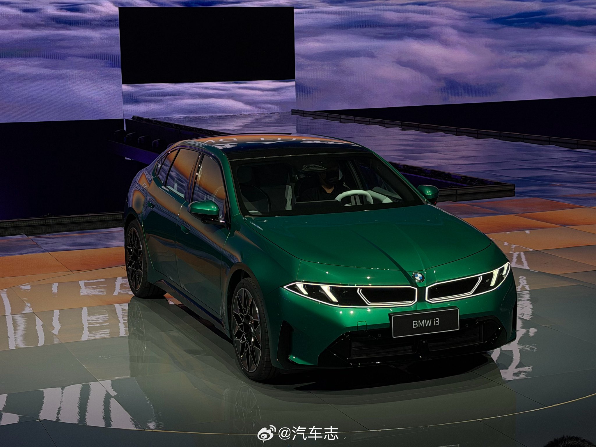 视频：宝马全新i3设计曝光，延续3系比例搭载21寸轮毂