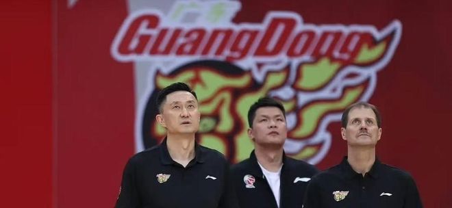 北控广州全力拼晋级，常规赛格局定型，王治郅入选国际篮联名人堂