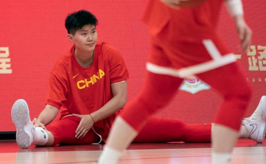 女篮世界杯抽签结果出炉，中国队收获2大利好3坏消息，小组第二基本锁定