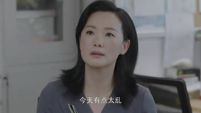 小欢喜：高三留级危机！家长老师激烈交锋. 主演：海清x黄磊x陶虹