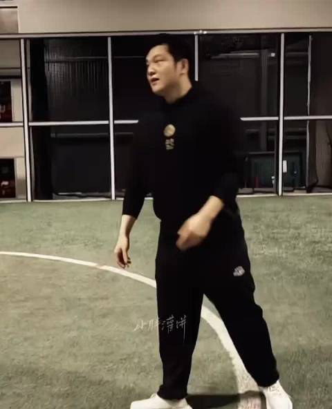 dbq 只有我注意到这个喘气声吗…c：多特蒙德足球俱乐