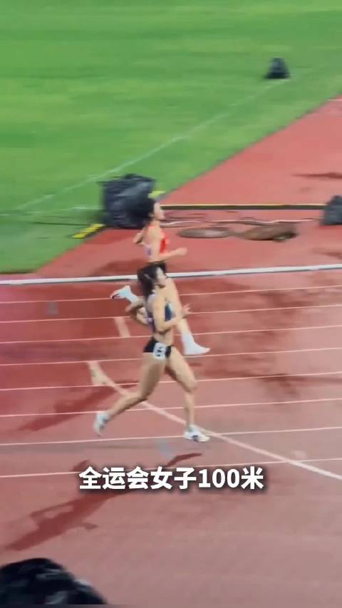 刘景扬澄清与吴艳妮关系，盛赞其跨栏技术