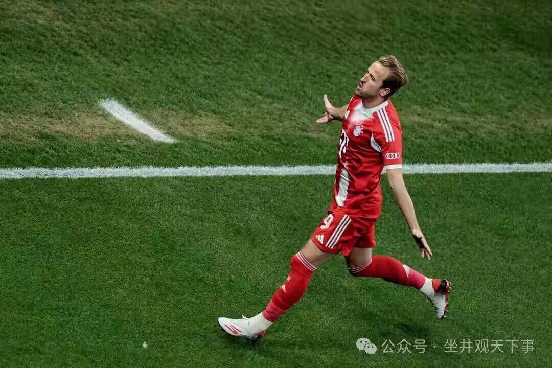 八连胜狂飙不止！拜仁2-0完胜勒沃库森挺进德国杯决赛，全力冲击赛季三冠王！
