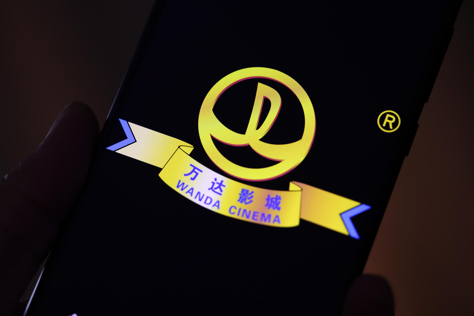万达走了，儒意来了，博纳和华谊……巨头们的浮与沉