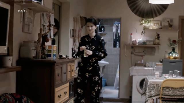 曲筱绡醉酒，安迪气场全开送她回房间，当初看欢乐颂的时候怎么没嗑到呢