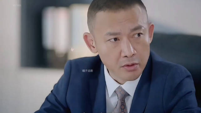 妻子旅游回家发现陌生女子，真相令人意外