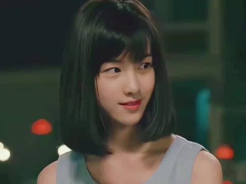 陈都灵出道12年困于电视剧圈，难现《左耳》辉煌
