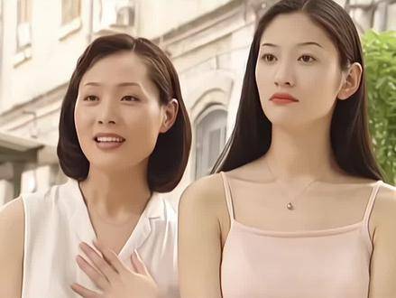 李小冉本人究竟有多美？这个问题的答案，藏在她每一次出场的气场里