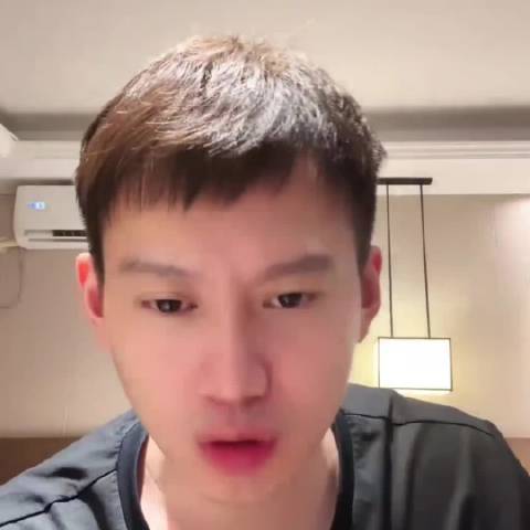 王楚钦创男队历史夺世乒赛冠军，左手将高强对抗脱颖而出