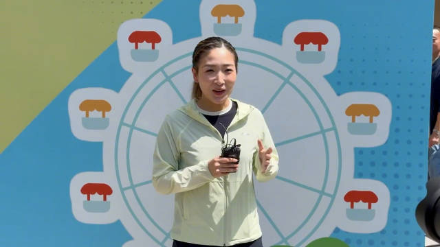 现身闵行乒乓球嘉年华，参与了嘉年华启动仪式