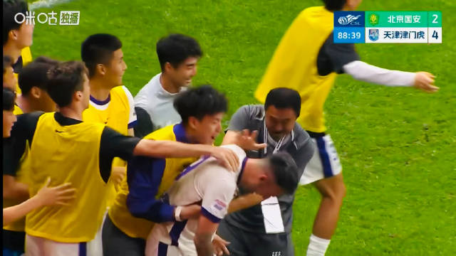 津门虎4-2胜国安，基莱斯梅开二度带队逆转