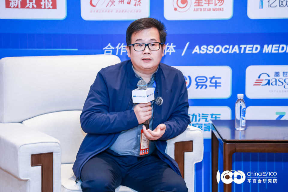 佘士东:打造原生AI全动力底座,长城迈向整车智能体时代
