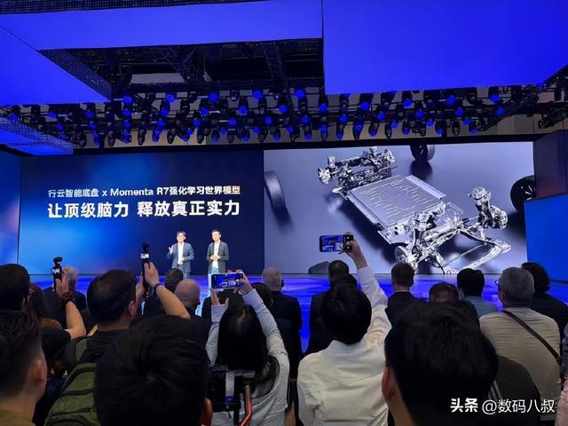 德系智驾也疯狂！大众 9X 智能辅助驾驶跻身第一梯队，物理AI发威
