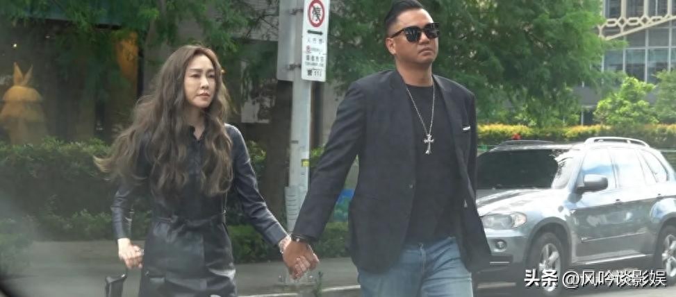 48岁范玮琪近照曝光:皮肤松弛眼袋明显,和“黑人”老公恩爱如初