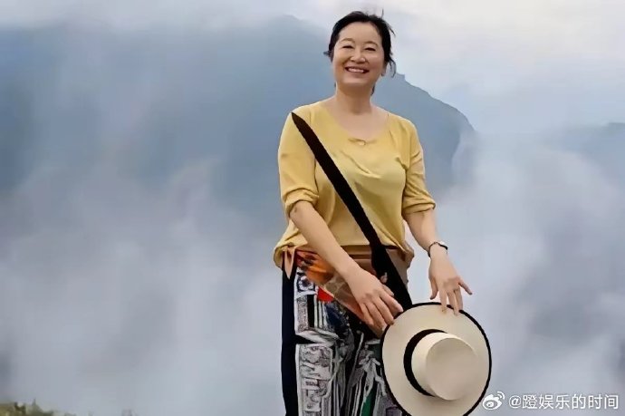 林青霞是如何看待自己自然老去的外在状态和内心感受的？