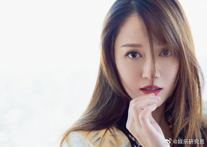 网友对李小冉和陈乔恩的同台合作有哪些期待和呼声？