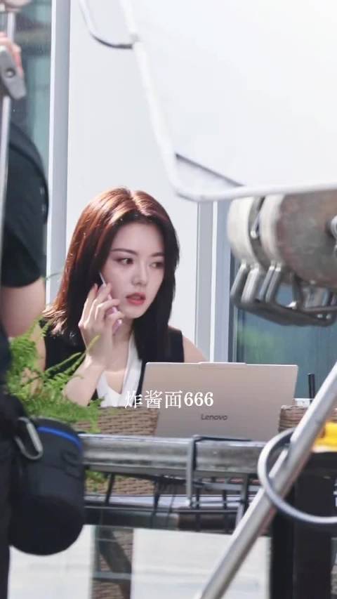 赵今麦出演骄阳似我，流浪地球3韩朵朵回归