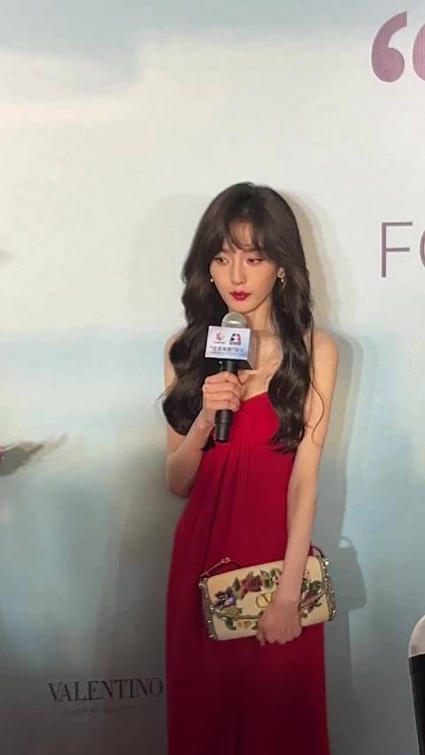 宋祖儿暴瘦引争议，女明星极端减肥现象引关注