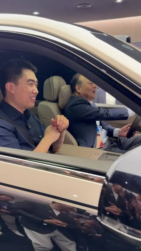 宁王体验全新L9主动悬架