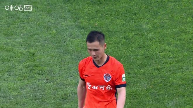 4-1！青岛海牛完胜山东泰山，8轮后积分终于转正，津门虎重回垫底