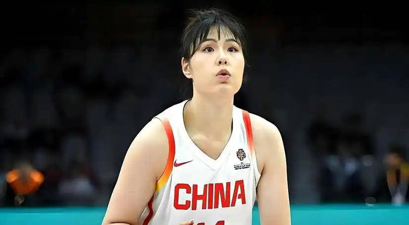 李月汝去向三选一，拒绝女篮集训，WCBA年薪超200万？