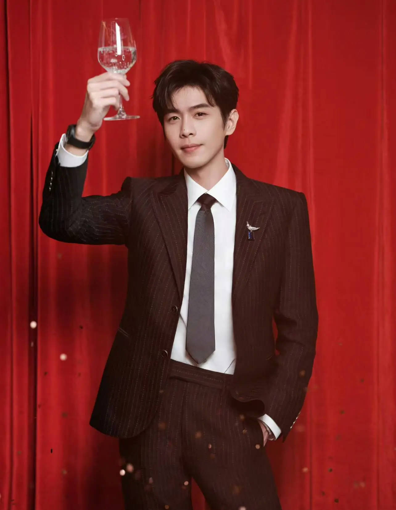 张若昀钟楚曦将主演电影版《开端》,正午阳光是如何布局电影赛道的?