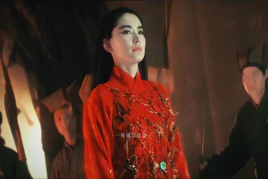 林青霞悼念张国荣，忆白发魔女传合作