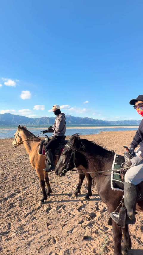 新手首骑体验官厅水库女教练专业指导