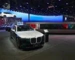 全新BMW 7系以特别定制重塑现代豪华新境界