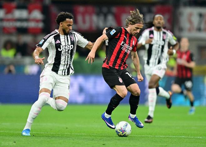 AC米兰0-0尤文图斯，赛后评分出炉：AC米兰16号排第一