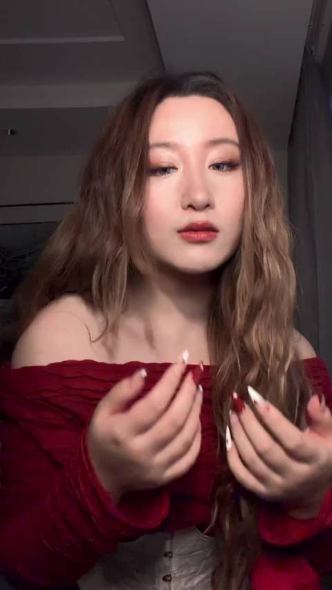 锤娜丽莎发专辑，姚谦封山之作支撑其治疗期