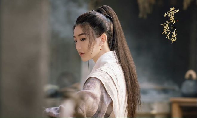 毛晓彤高马尾造型好飒，和侠女的适配度好高，新剧和陈晓二搭