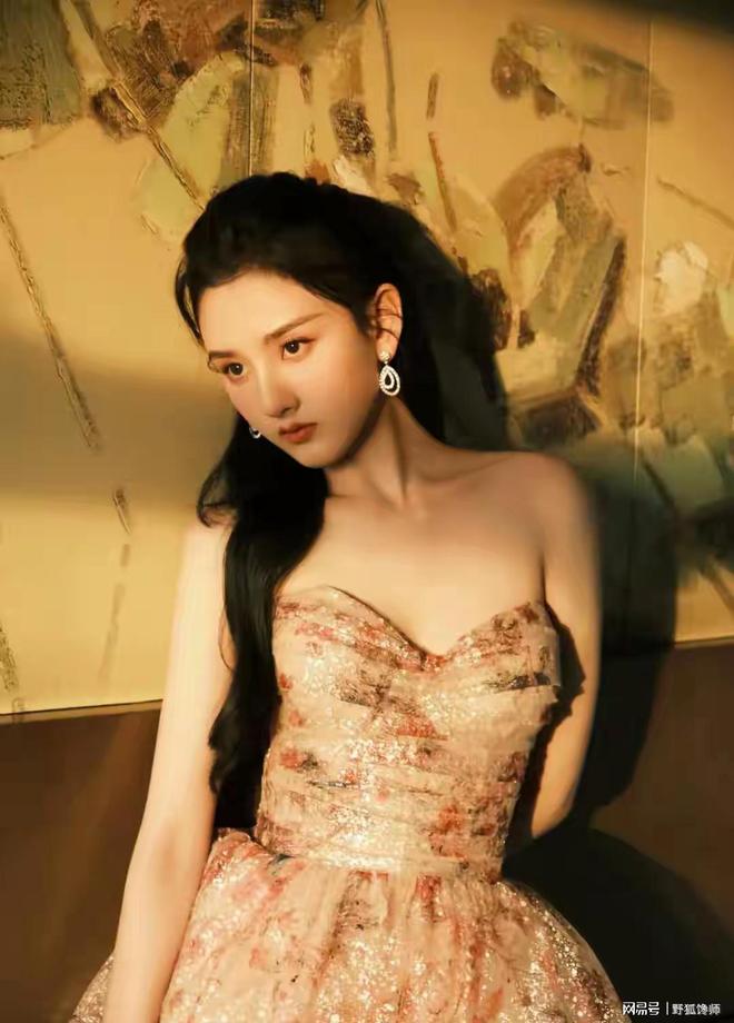 内娱甜妹双姝,田曦薇与宋祖儿的可爱百态,清纯得不得了。